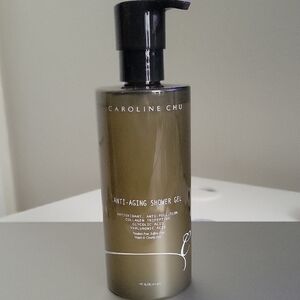 Caroline Chu Anti-Aging Shower Gel.